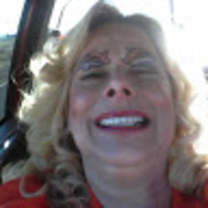 Meet your Posher, Cynthia